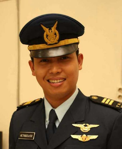 Menolak Minta Maaf, Mantan Perwira TNI AU Ini Sentil PSI