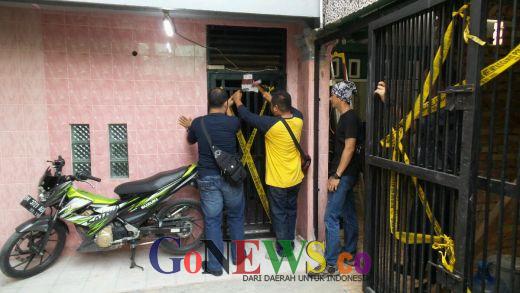Puluhan Polisi Berpakaian Sipil Kembali Serbu Kampung Dalam