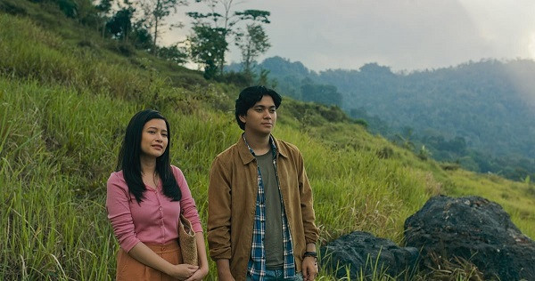 Film “Hidup Ini Terlalu Banyak Kamu” Tayang 21 November 2024