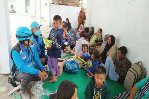 Buka Posko di Candipuro, Anis Matta Doakan Warga Korban Erupsi Semeru
