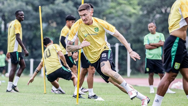 Persebaya Surabaya Tanpa Bruno dan Slavko Lawan Persis Solo