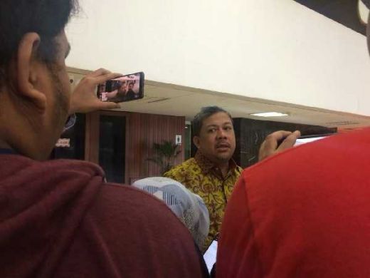 Desak Jokowi Fair, Fahri: Sebaiknya Cuti, Jangan Gunakan Fasilitas Negara saat Kampanye
