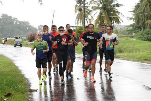 Menparekraf Pastikan Likupang Tuan Rumah Indonesia Triathlon Series 2021