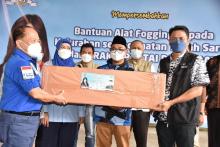 Wakil Ketua MPR Beri Bantuan Peralatan Fogging ke Warga Bogor