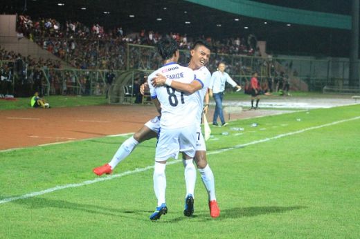 Kalahkan Kalteng Putra FC, Arema FC Ke Final