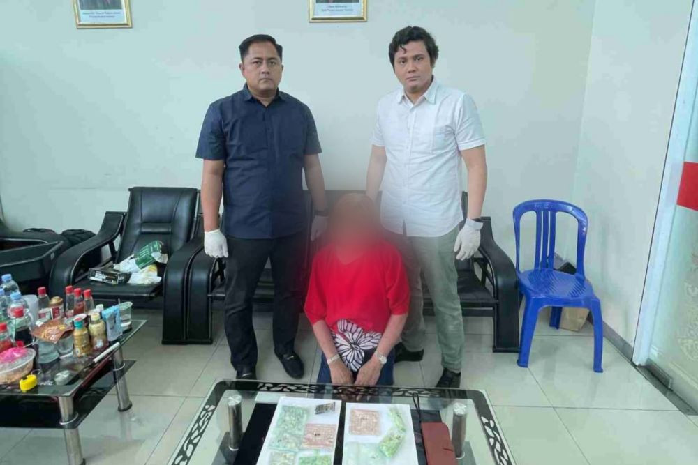 Nekat Bawa Ekstasi di Bra, Warga Malaysia Diamankan di Bandara Pekanbaru