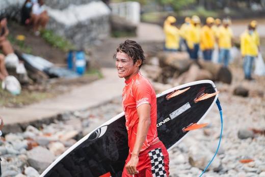 Rio Waida Lolos, Ferry Kono: Bukti Peselancar Indonesia Mampu Bersaing
