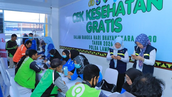 Polda Lampung Berikan Klinik Stem Cell dan Operasi Batu Ginjal Untuk 7.600 Warga