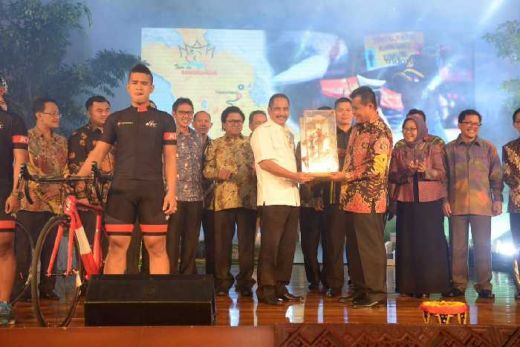 Tour de Singkarak 2016 Sudah Digulirkan, Ini Kata Gubernur Sumbar Irwan Prayitno