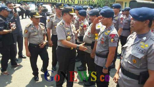 Asops Kapolri Lepas 215 Brimob ke Lombok Bantu Korban Gempa