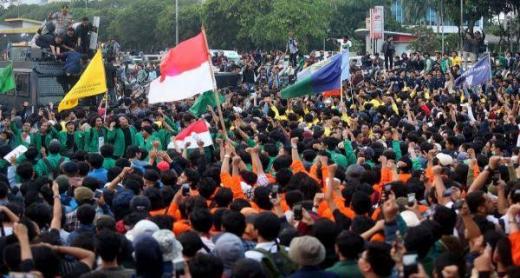 Mahasiswa Nyatakan Mosi Tak Percaya ke Pemerintah Jokowi dan DPR RI