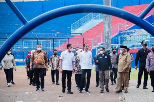 Jokowi Tak Soroti Gas Air Mata di Kanjuruhan, Komisi III DPR: Kurang Bijaksana