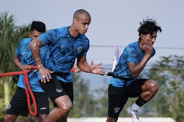 Arema FC Terus Genjot Fisik dan Siapkan Uji Coba