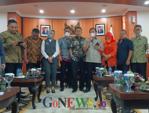 DPD RI Bahas Demokrasi dan Konstitusi Dengan Perhimpunan Menemukan Kembali Indonesia