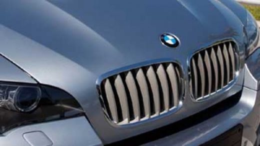 BMW Seri 3 Raih Top Safety Pick+ dari IIHS
