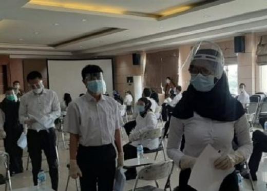 Viral Gara-gara Payudara Terlalu Besar, Pria Ini Tidak Lolos Tes CPNS di BKN