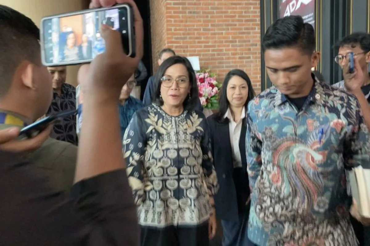 Sri Mulyani Pastikan Gaji ke-13 dan THR ASN Tetap Cair, Proses Sedang Berjalan