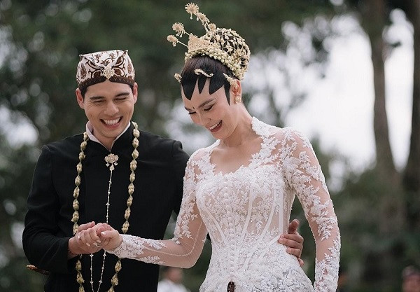 Pernikahan Luna Maya dan Maxime Bouttier Berlangsung Penuh Haru