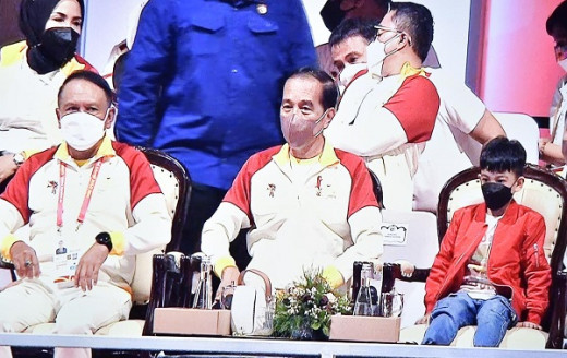 Menpora Amali Dampingi Presiden Jokowi Tutup ASEAN Para Games 2022 Solo