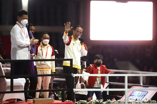 Seru dan Imutnya Jan Ethes Saksikan Penutupan ASEAN Para Games 2022 Solo
