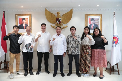 Temui Menpora Amali, Ketua BEM UI Bahas Kompetisi Esports Mahasiswa
