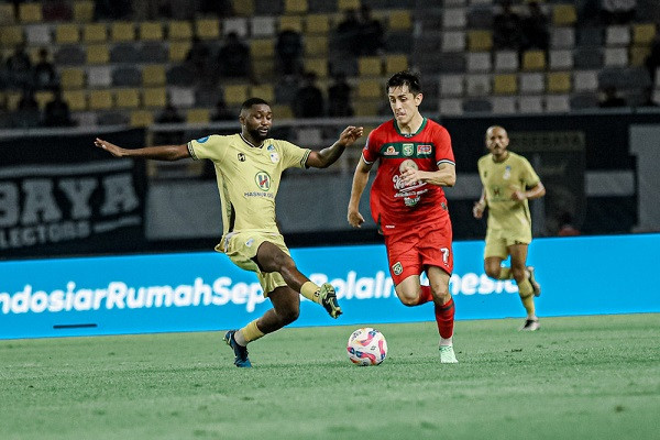 Kerendahan Hati Francisco Rivera Fokus Utamakan Persebaya Surabaya