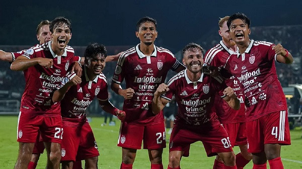 Johnny Jansen Dihadapkan Masalah Cedera Pemain Bali United FC