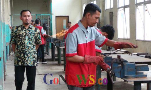 Tenaga Kerja Tidak Terdidik di Riau Bisa Dibekali Pelatihan Vokasi