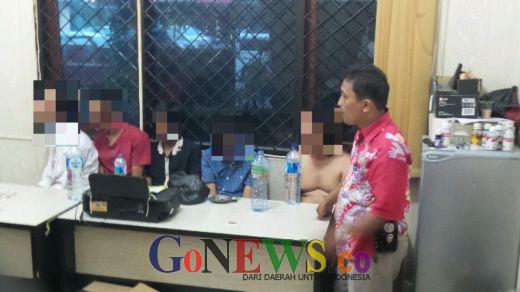 Diduga Kaki Tangan Gembong Narkoba, Total Ada 5 Pemuda Diamankan Polisi dari Kampung Dalam Serta Uang Puluhan Juta