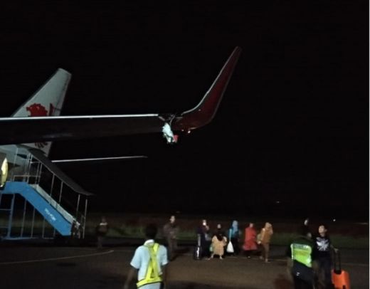 Waduh Pesawat Lion Air JT 633 Tujuan Bengkulu-Jakarta Tabrak Tiang Listrik