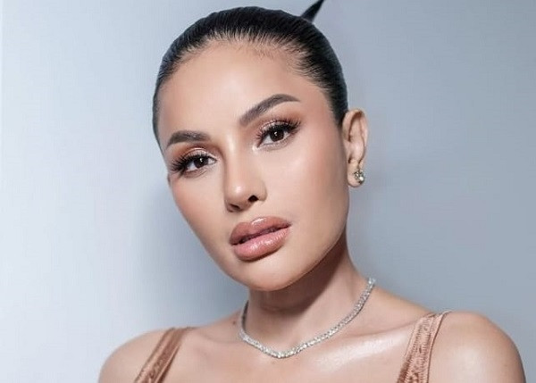 Nikita Mirzani Sentil Iis Dahlia di Media Sosial, Ini Sebabnya