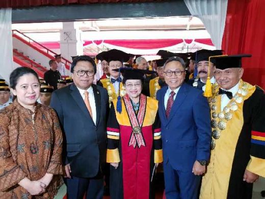 Megawati Terima Gelar Doktor Honoris Causa, Ini Kata Zulkifli Hasan