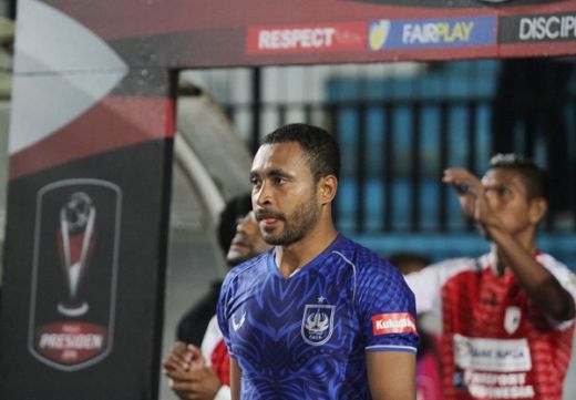 Arthur Bonai Absen Lawan Kalteng Putra FC