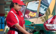 Komisi VII DPR Minta BP Migas Larang Pemilik Mobil Mewah Gunakan BBM Subsidi