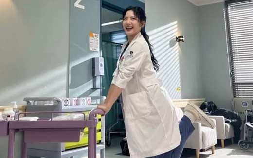 Visualnya yang Memukau, Jo A Ram Kini Jadi Sorotan Publik Berkat Aktingnya di Doctor Cha