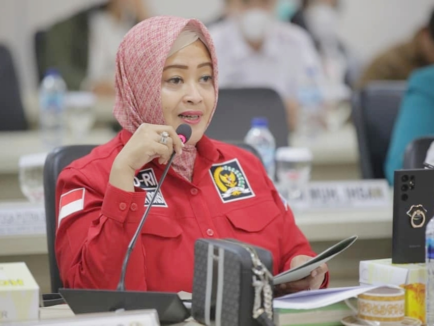 Senator Fahira Rekomendasikan Enam Strategi Capai 75 Persen Dividen BUMD DKI