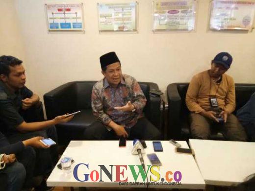 Jokowi Panaskan Mesin Relawannya, Fahri Hamzah: Hati-hati, Banyak Relawan yang Tidak Teridentifikasi Identitasnya