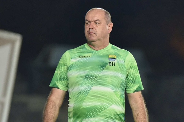 Bojan Hodak Siapkan Berbagai Taktik Jinakkan PSM Makassar