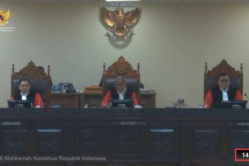 Hakim Konstitusi Adies Kadir Pertanyakan Pengalaman Santet kepada Pemohon