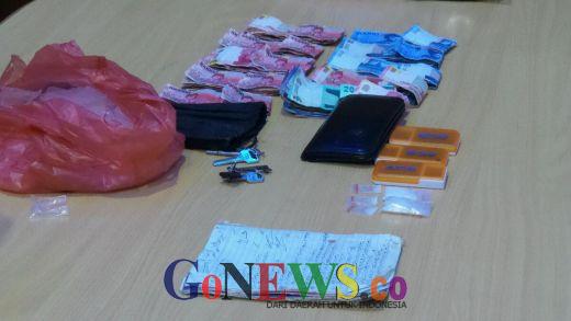 Polisi Sita Uang Rp10 juta dan 5 Paket Sabu, 2 dari 5 Pemuda Kampung Dalam Jadi Tersangka