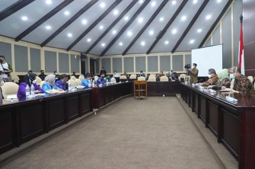 Diterima Kabiro Humas dan Sistem Informasi Setjen MPR, Perwakilan Demonstrasi Mahasiswa Sampaikan Pernyataan Sikap