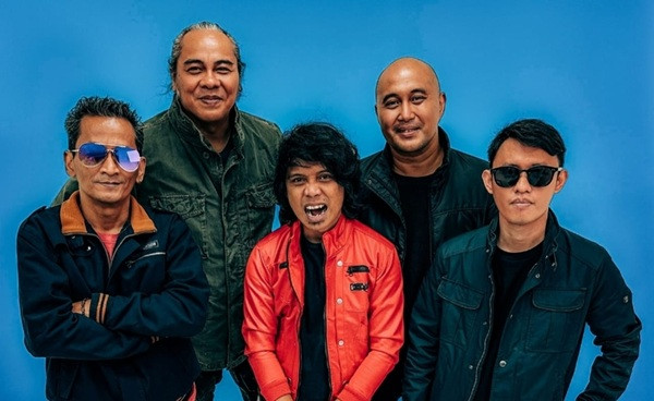Rocker Kasarunk Rilis Single Baru, “Aku Sedang Tak Percaya Diri”