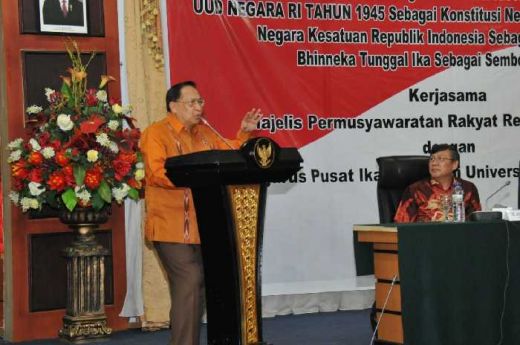 Sosialisasi Empat Pilar, Wakil Ketua MPR Serap Aspirasi Unsrat
