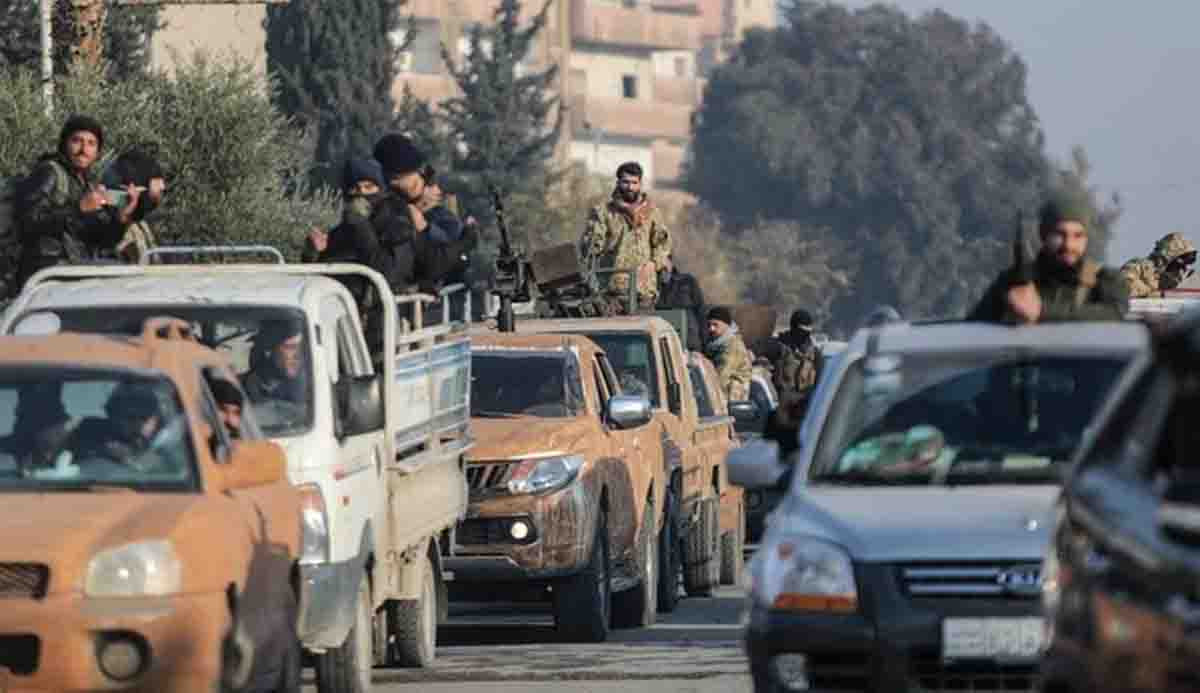Ketegangan Memuncak di Suriah, HTS Kuasai Aleppo dan Warga Asing Diimbau Tinggalkan Negara