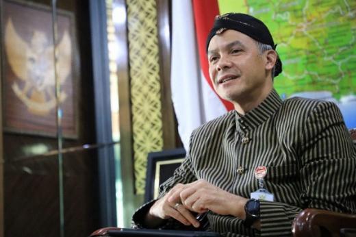 Survei Indikator Politik: Ganjar Paling Dikenal Dibanding Prabowo Subianto