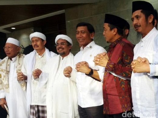 Disambangi Ulama dan Habib Rizieq, Wiranto Mengaku Nostalgia dan Kawan Lama