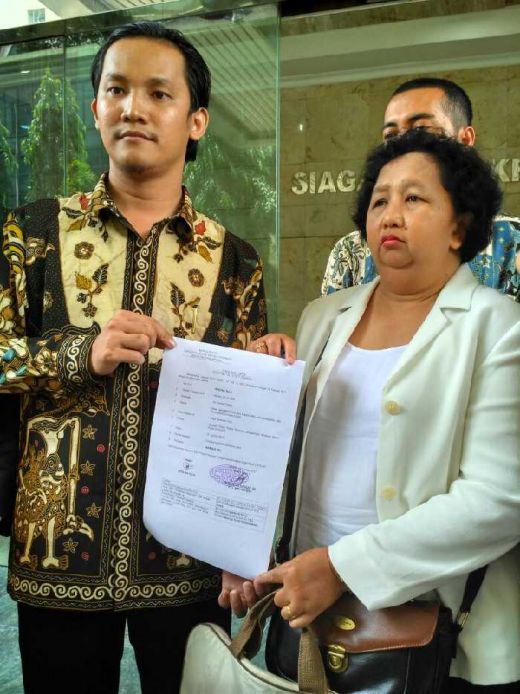 Meski Membantah, Anggota DPR, Marinus Gea, Tetap Dilaporkan ke MKD oleh Ibu Rumah Tangga asal Nias Ini