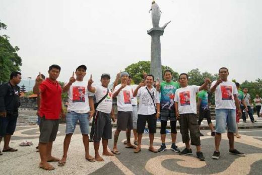 Lari Pagi di Singaradja, Sandiaga Uno Foto Bareng dan Salami Para Pendukung Jokowi