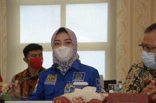 Eva Yuliana Apresiasi Kinerja 100 Hari Kapolri