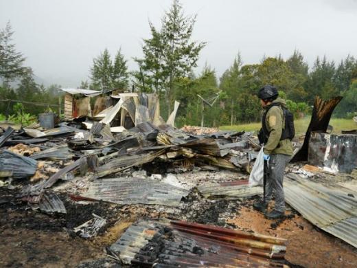 Begini Kondisi Rumah Pegawai Dinsos yang Dibakar Teroris KKB di Ilaga